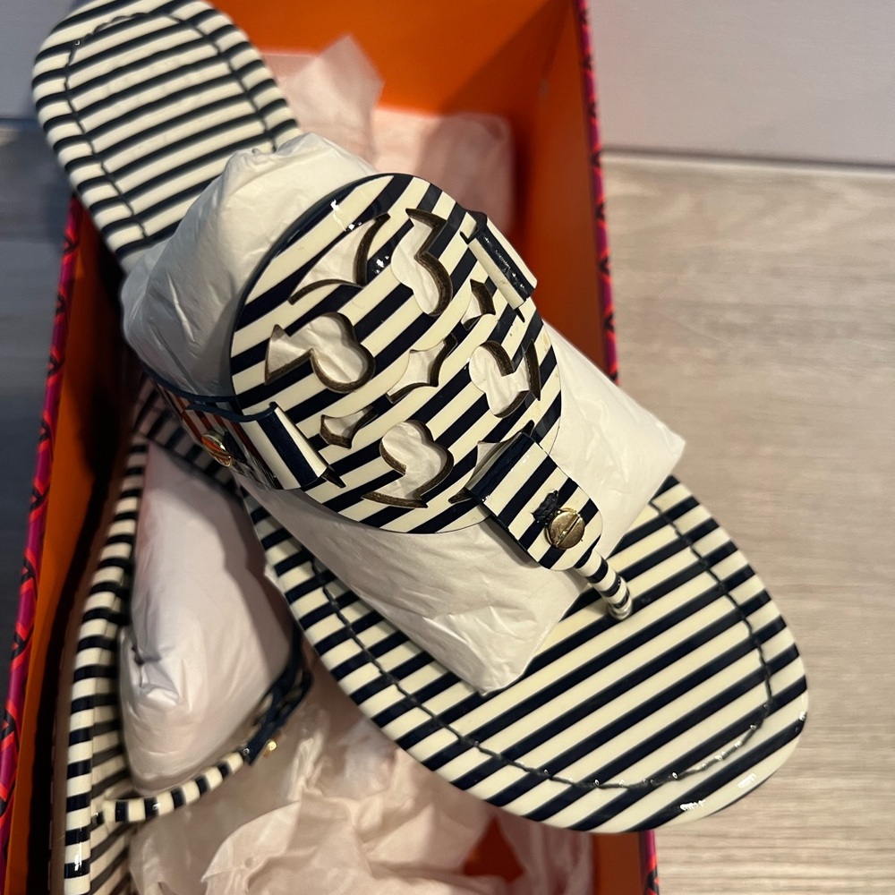 Striped Jelly Thong Sandals with Logo Medallion